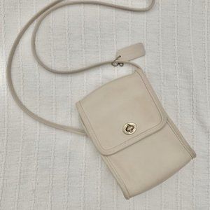 Vintage Coach Ivory Scooter Leather Bag Crossbody 9893